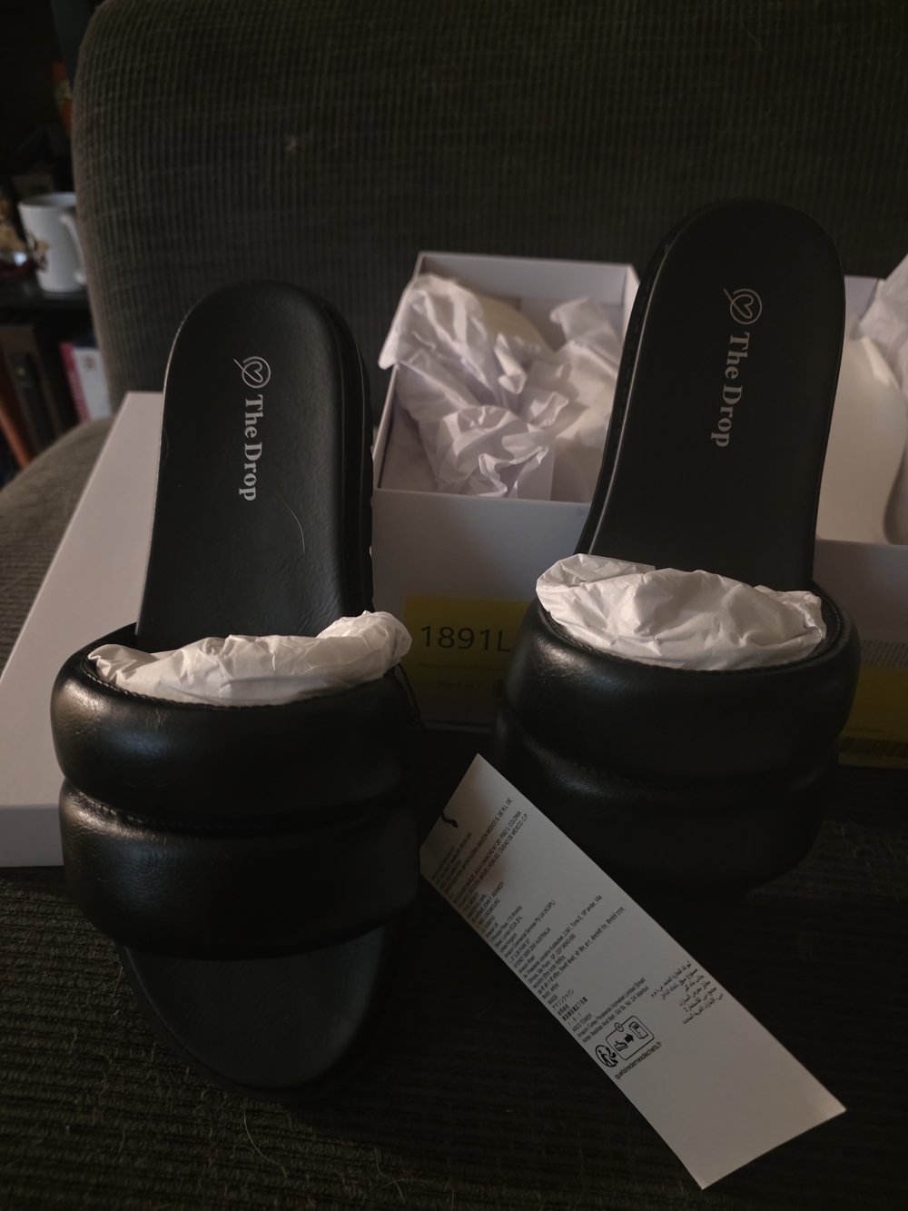The Drop Women’s Black Padded Slide Mules